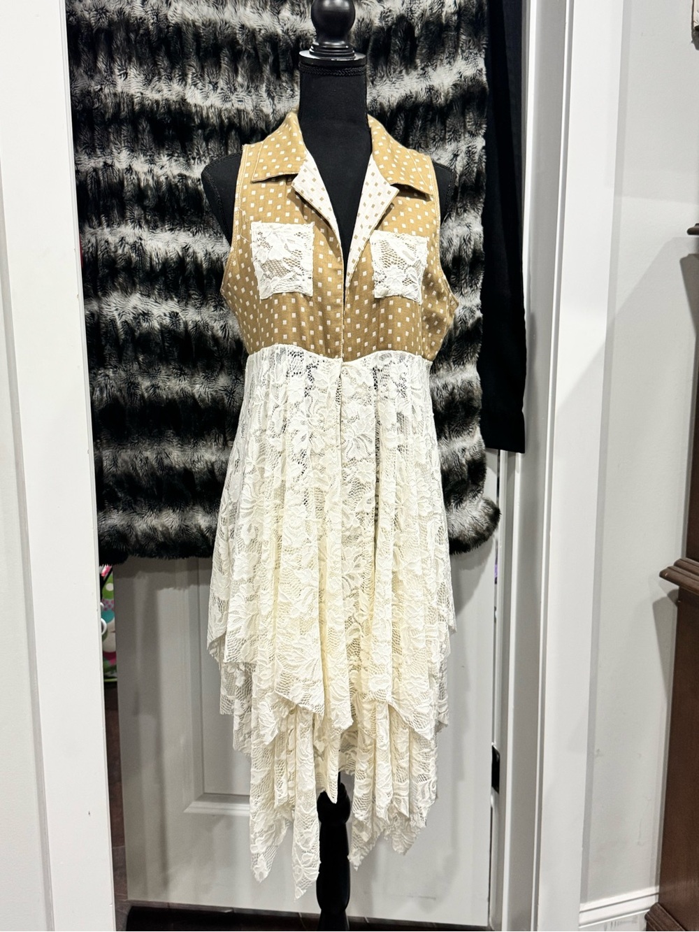 Sleeveless Lace Hem Polka Dot Long Vest in Mustard and Ivory